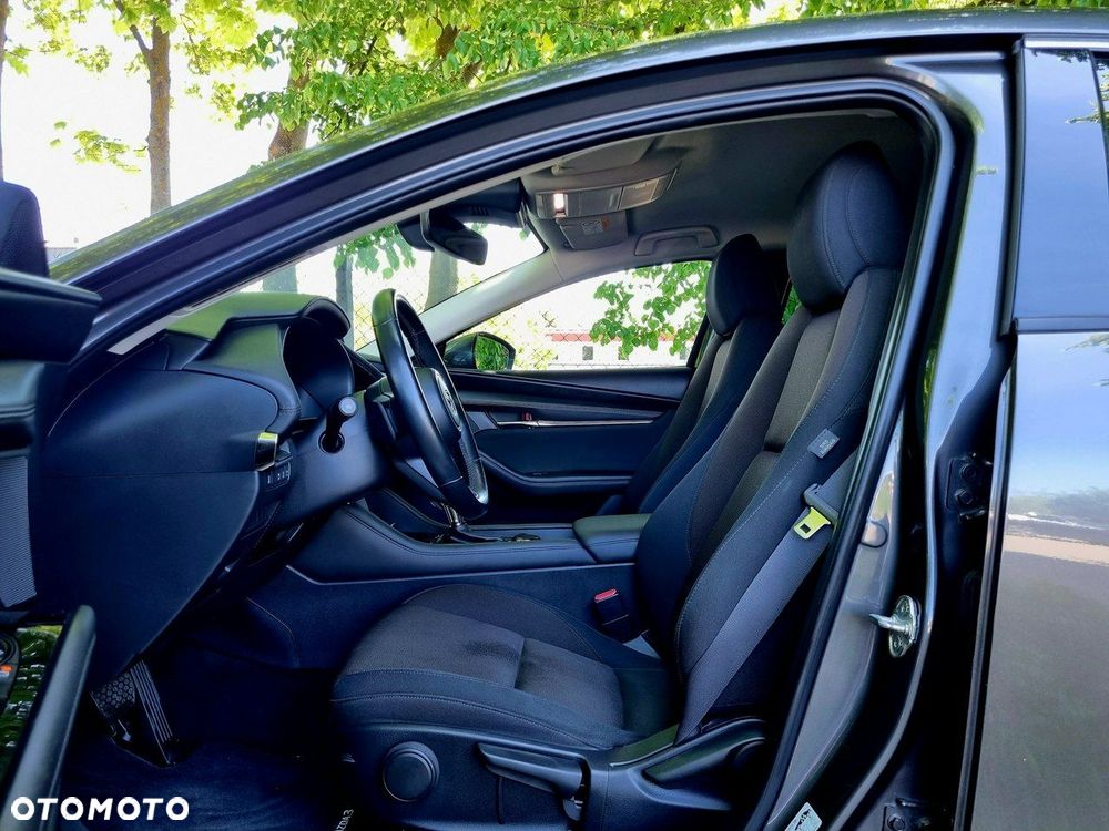Mazda 3 - 9