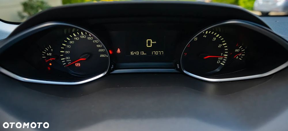 Peugeot 308 PureTech 110 Stop & Start Style - 34