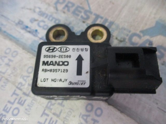 Modulo 956902E500 HYUNDAI SANTA FE 2006 Sensor De Guinada - 1
