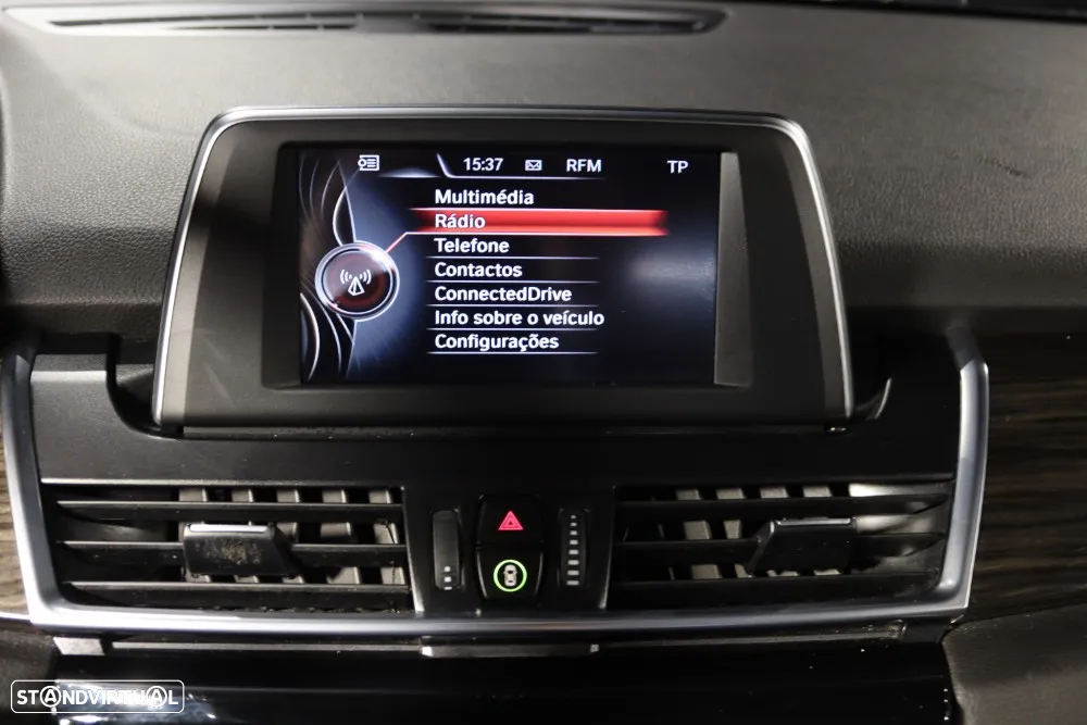 BMW 218 Active Tourer d Line Luxury - 25