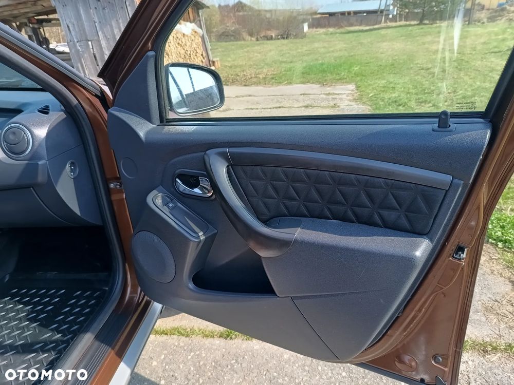 Dacia Duster - 25