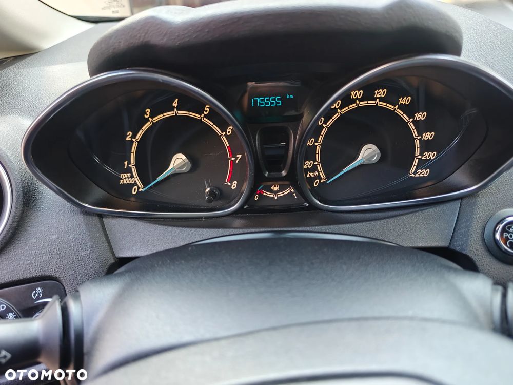 Ford Fiesta 1.0 EcoBoost Titanium - 13