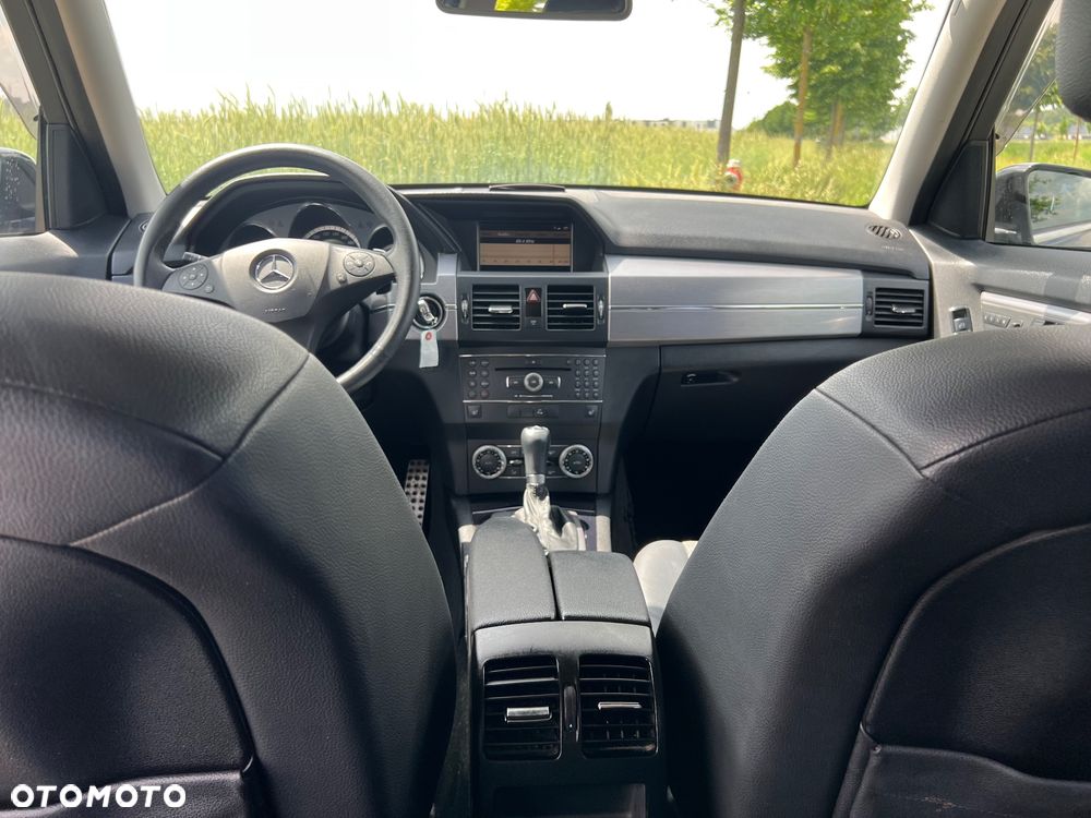 Mercedes-Benz GLK 300 4-Matic - 22