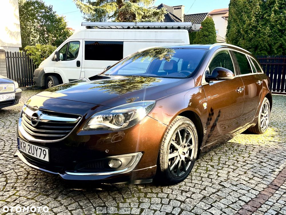 Opel Insignia 2.0 Bi Turbo CDTI 4x4 Sports Tourer Innovation - 2