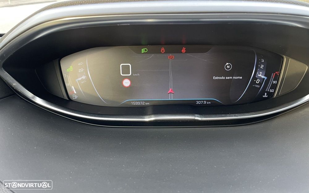 Peugeot 5008 1.5 BlueHDi Allure Pack - 25