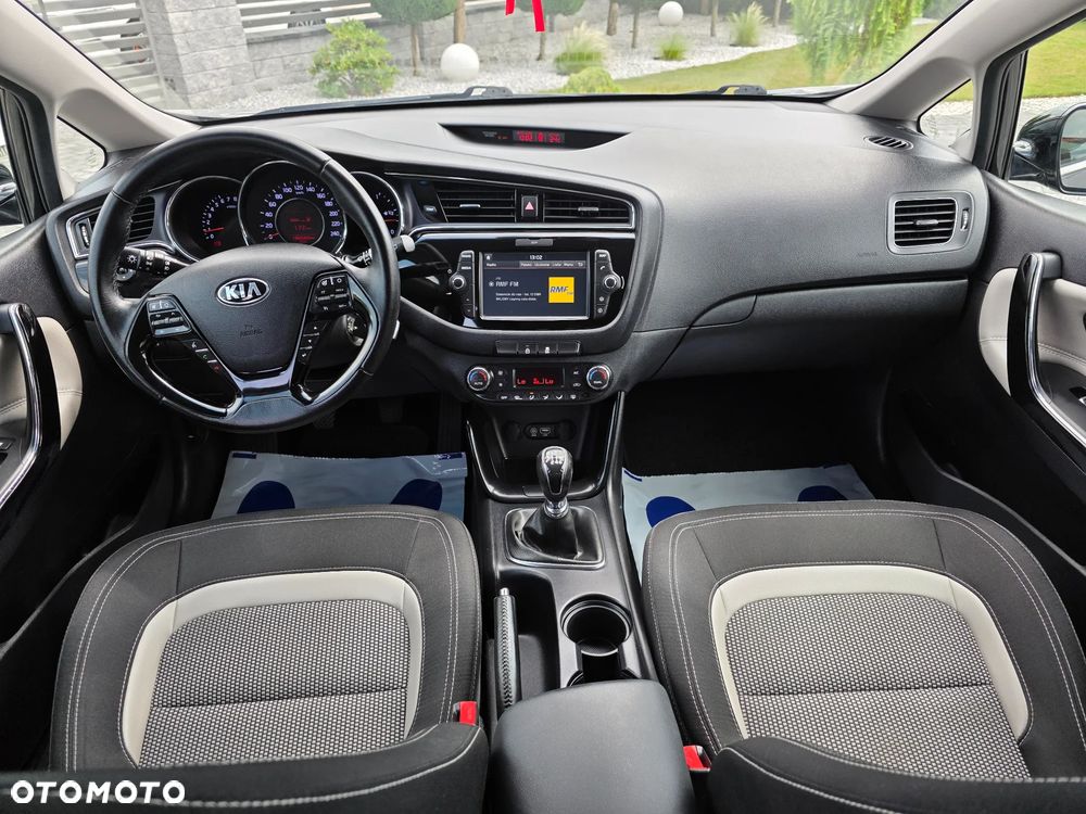 Kia Ceed 1.4 L Business Line - 14
