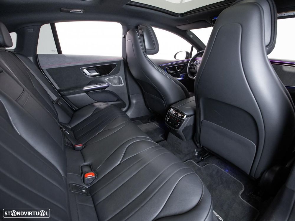 Mercedes-Benz EQE 500 4Matic - 13
