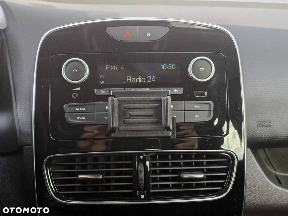 Renault Clio - 7