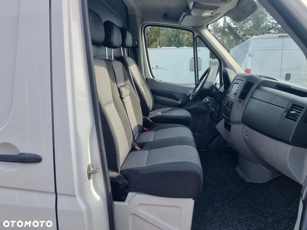 Volkswagen Crafter - 15