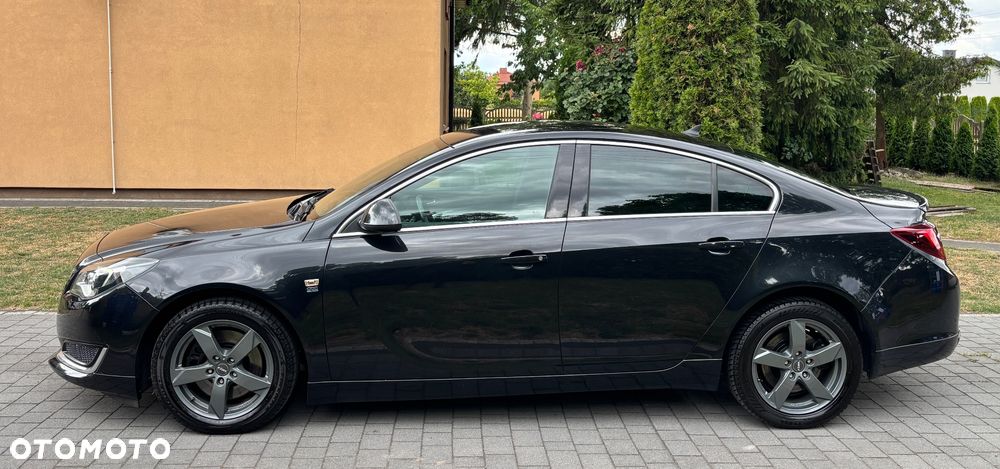 Opel Insignia 2.0 T Cosmo S&S - 12