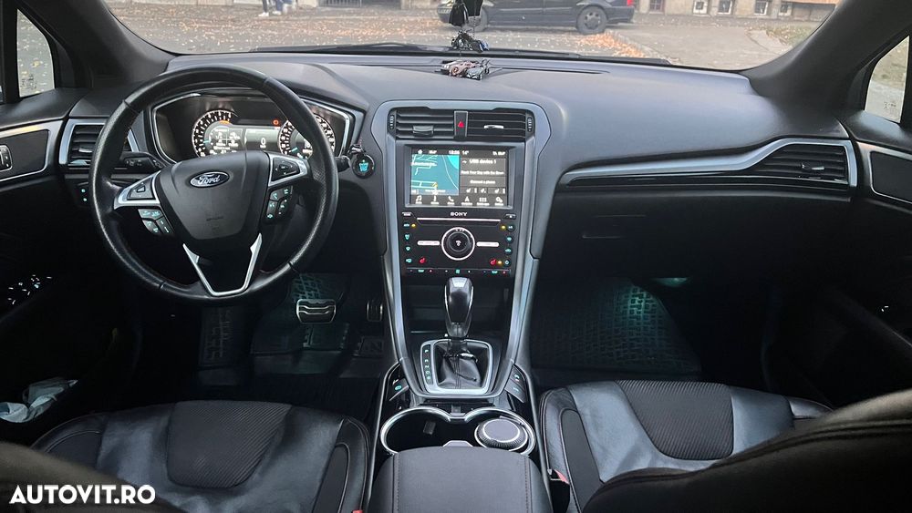 Ford Mondeo 2.0 TDCI PowerShift ST Line High - 3
