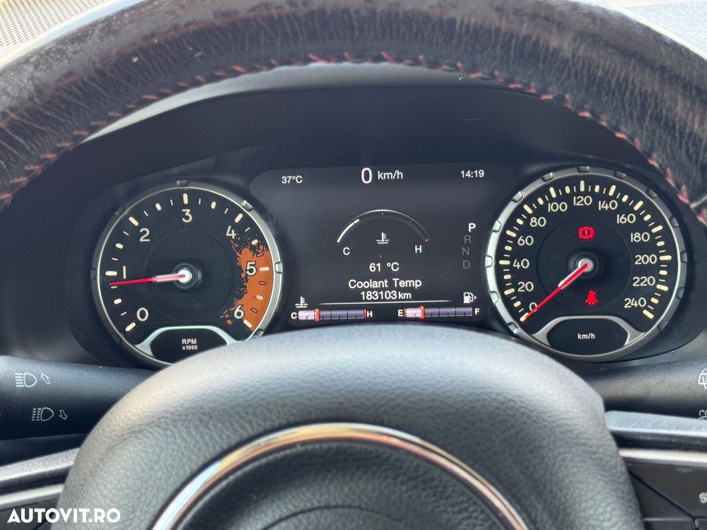Jeep Renegade 2.0 M-Jet 4x4 AT Trailhawk - 12