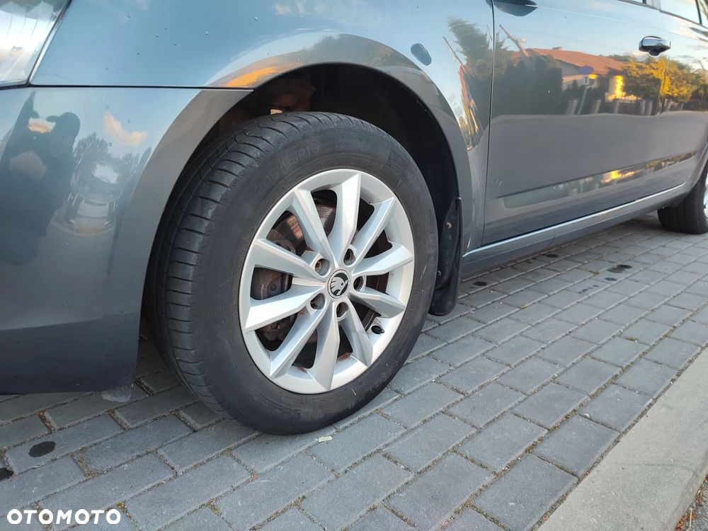 Skoda Octavia 1.4 TSI Ambition - 14