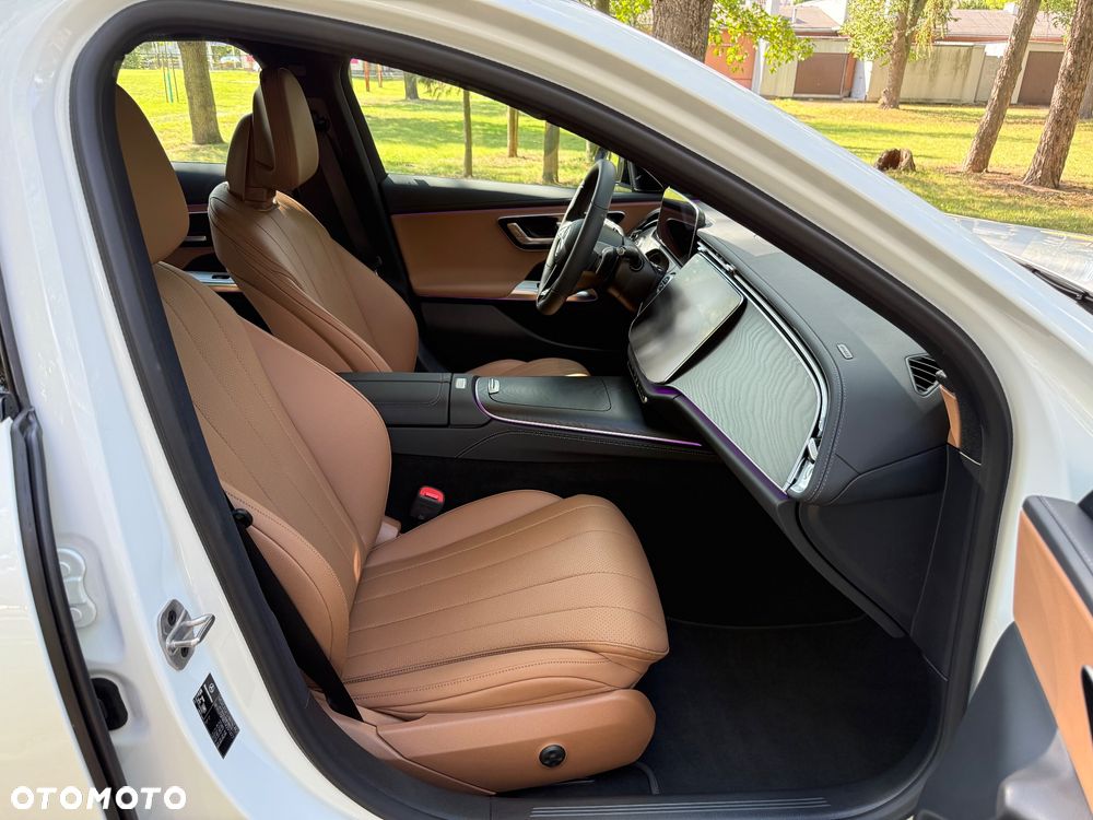 Mercedes-Benz Klasa E 220 d mHEV 4-Matic Avantgarde 9G-Tronic - 25