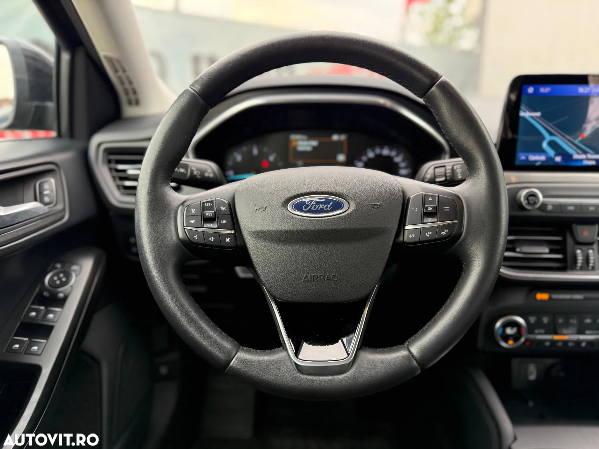 Ford Focus - 10
