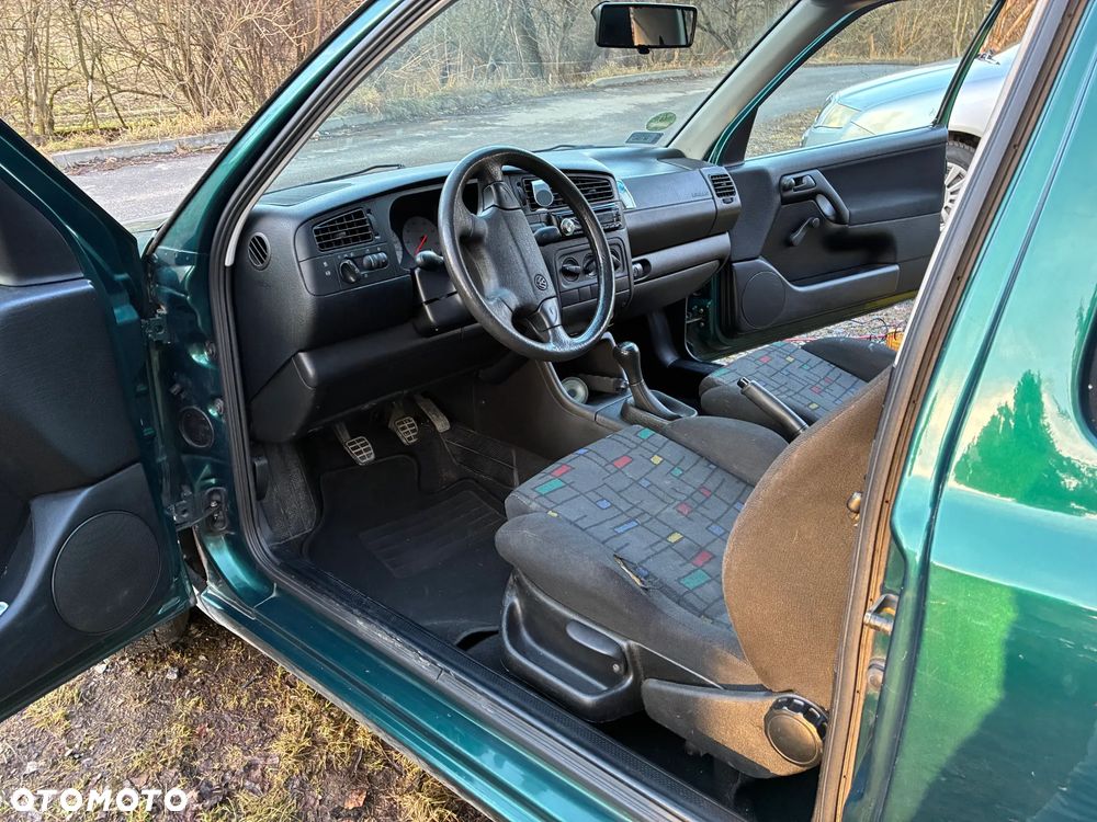 Volkswagen Golf 1.4 - 3