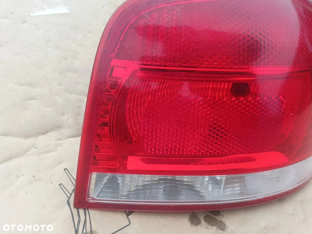 LAMPA TYLNA PRAWA AUDI A3  8P0 03-08 8P0945096 - 2