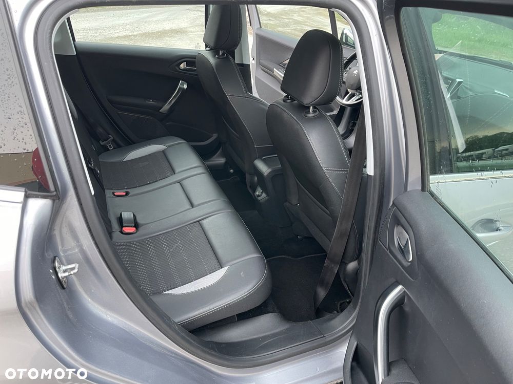 Peugeot 2008 PureTech 110 Stop&Start Active - 13