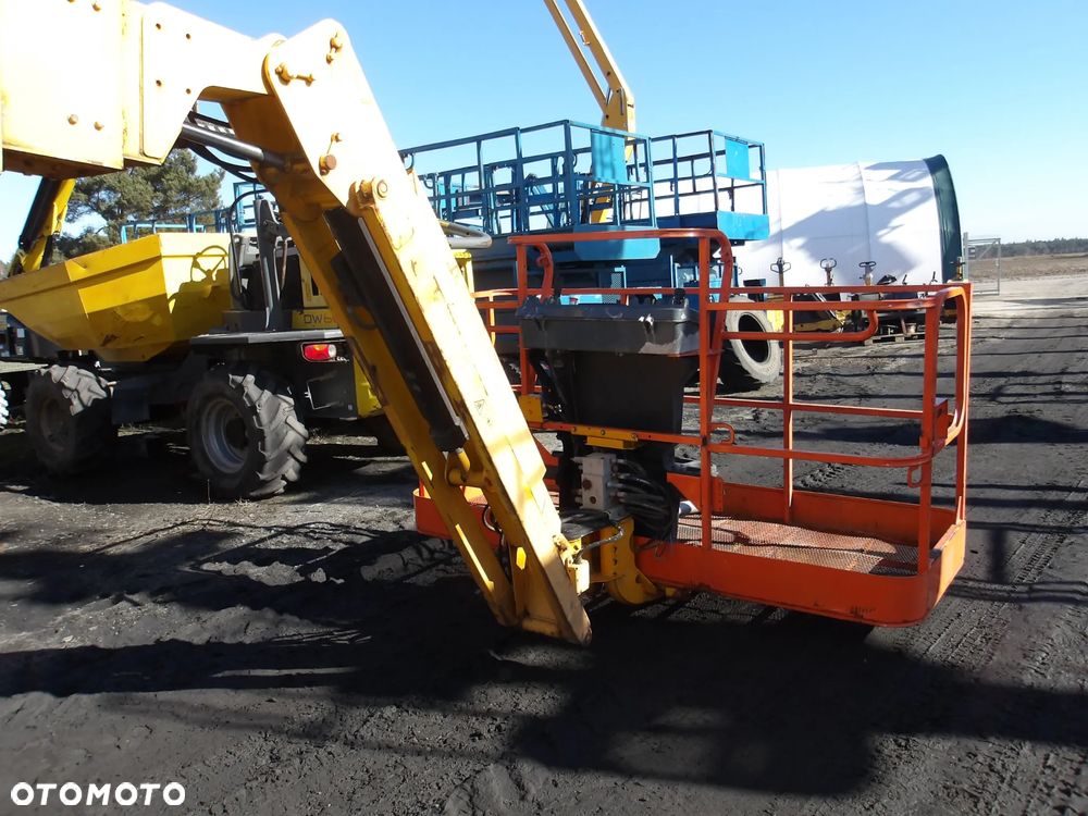 JLG 860SJ - 13