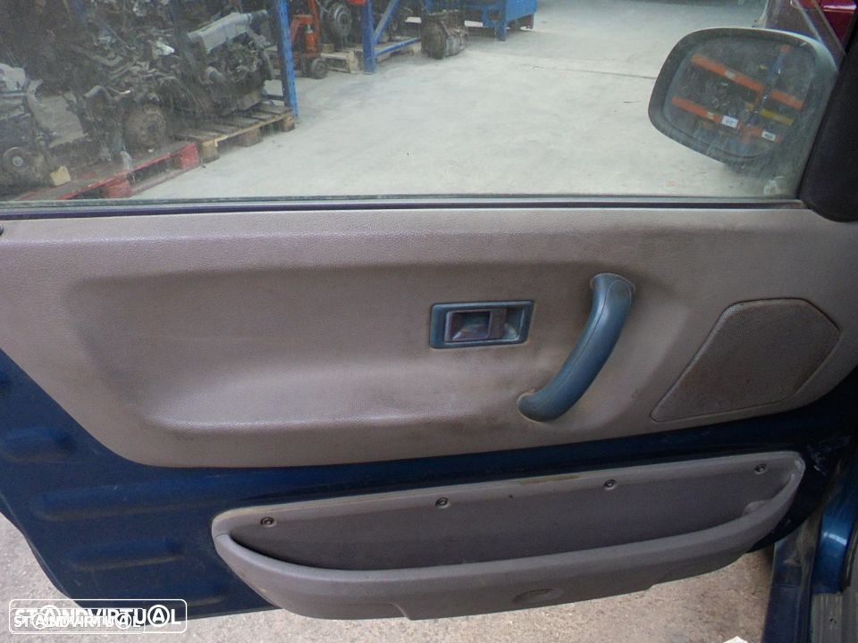 Land Rover Freelander 2.0 td de 1999 para peças - 5