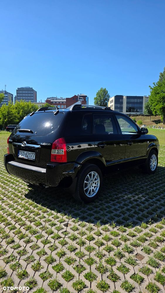 Hyundai Tucson 2.0 Comfort 2WD - 3