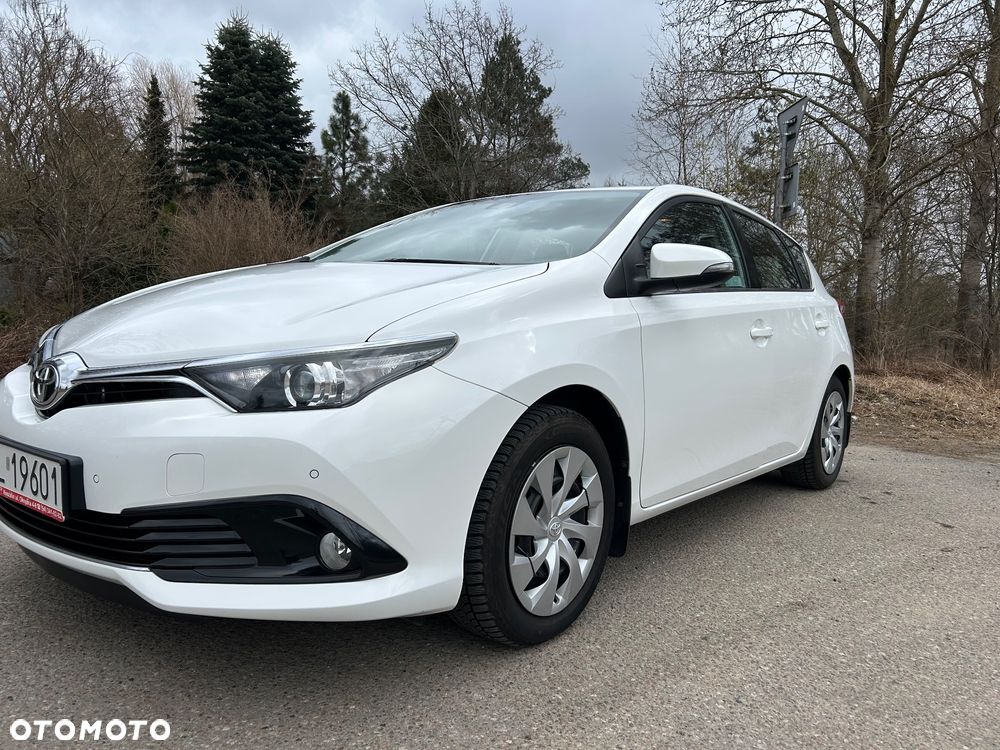 Toyota Auris 1.6 Comfort - 2
