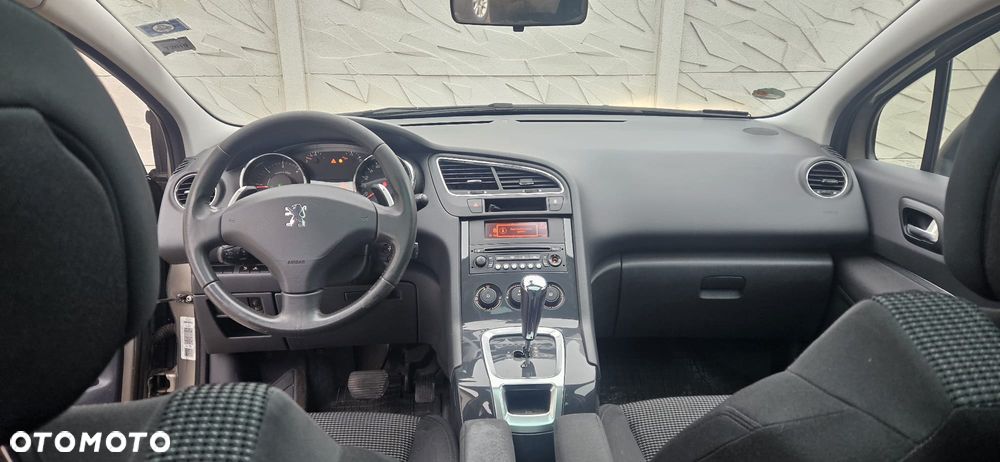 Peugeot 5008 1.6 HDi Premium - 11