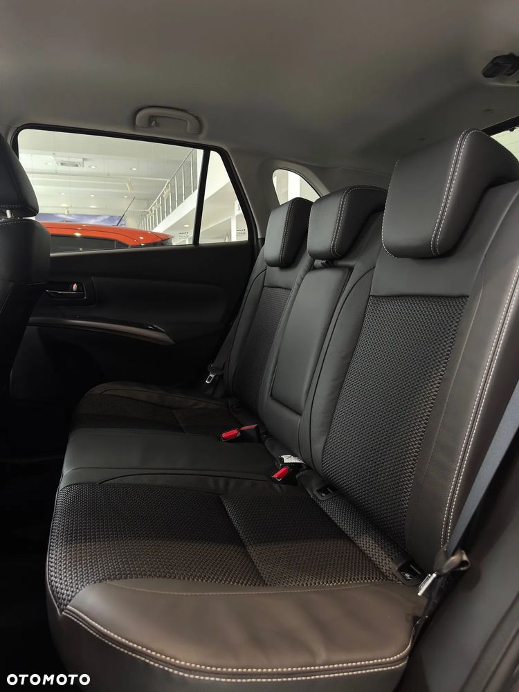 Suzuki S-Cross - 14
