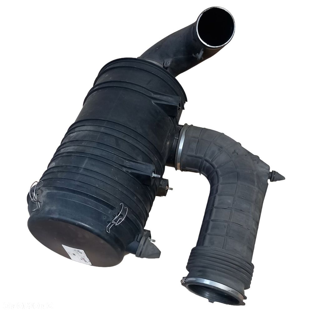 Ford F-Max 11.18- Obudowa Filtra Powietrza Jc469600Ad