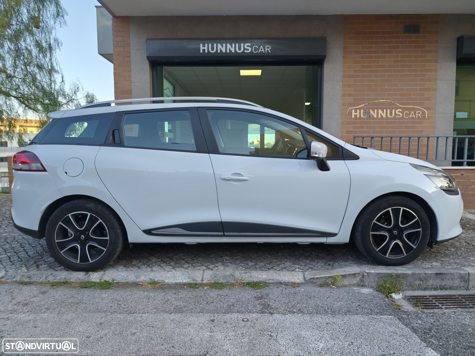 Renault Clio Sport Tourer 0.9 TCE Limited - 8