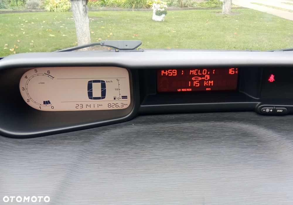 Citroën C3 Picasso 1.6i Exclusive - 11