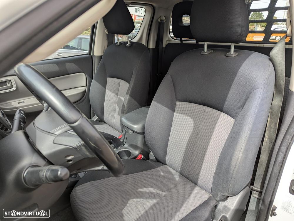 Mitsubishi L200 2.4 DI-D Club Invite 4WD - 12