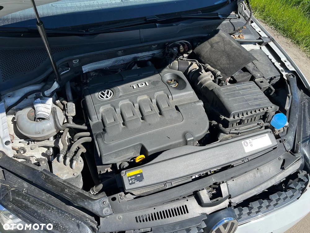 Volkswagen Golf - 14