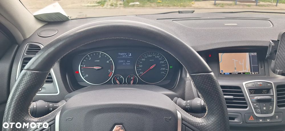 Renault Laguna 2.0 DCi FAP GT - 4