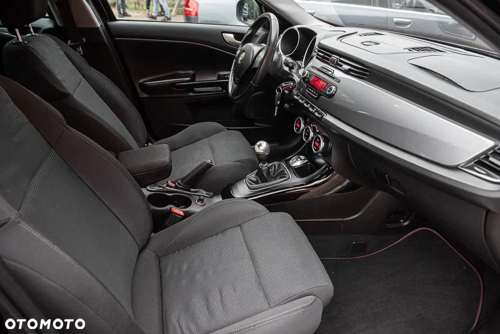Alfa Romeo Giulietta 1.4 TB 16V Sport - 26