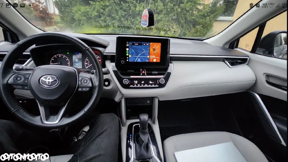 Toyota Corolla Cross 2024 photo 2
