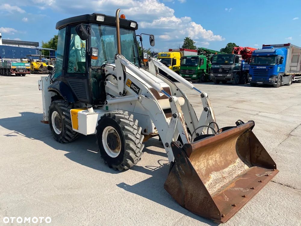 JCB 2 CX / 4x4 / 2004 / Szybkozłącza Przód i Tył - 10
