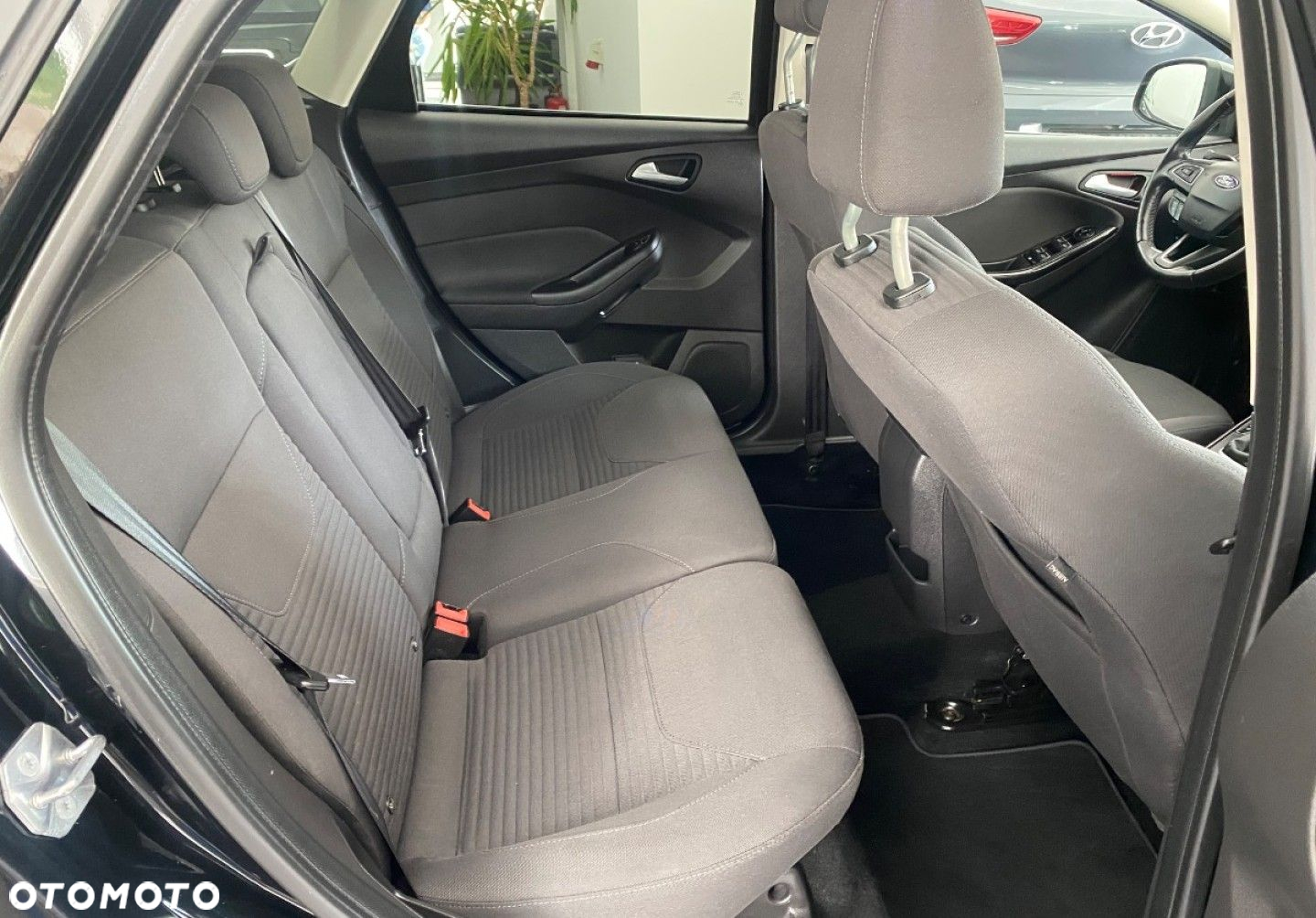 Ford Focus - 8