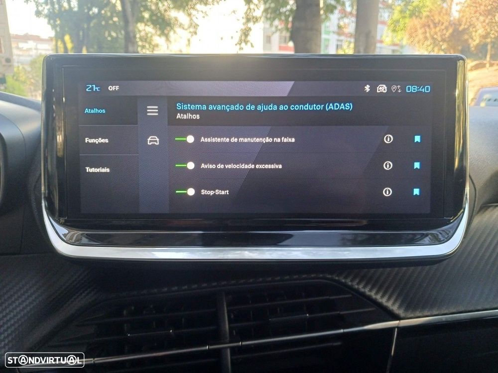 Peugeot 2008 1.2 Hybrid Allure e-DCS6 - 16