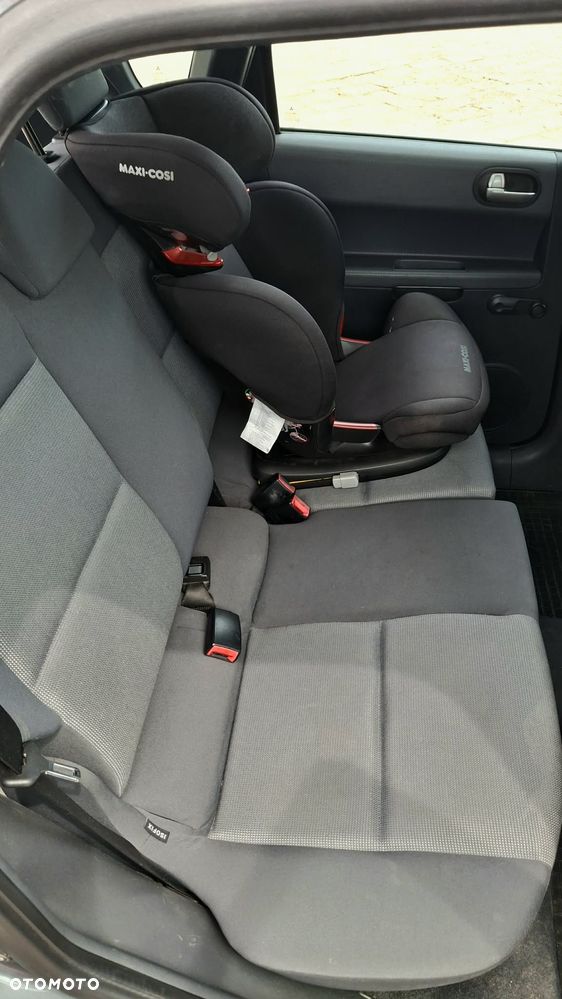 Mitsubishi Colt - 7