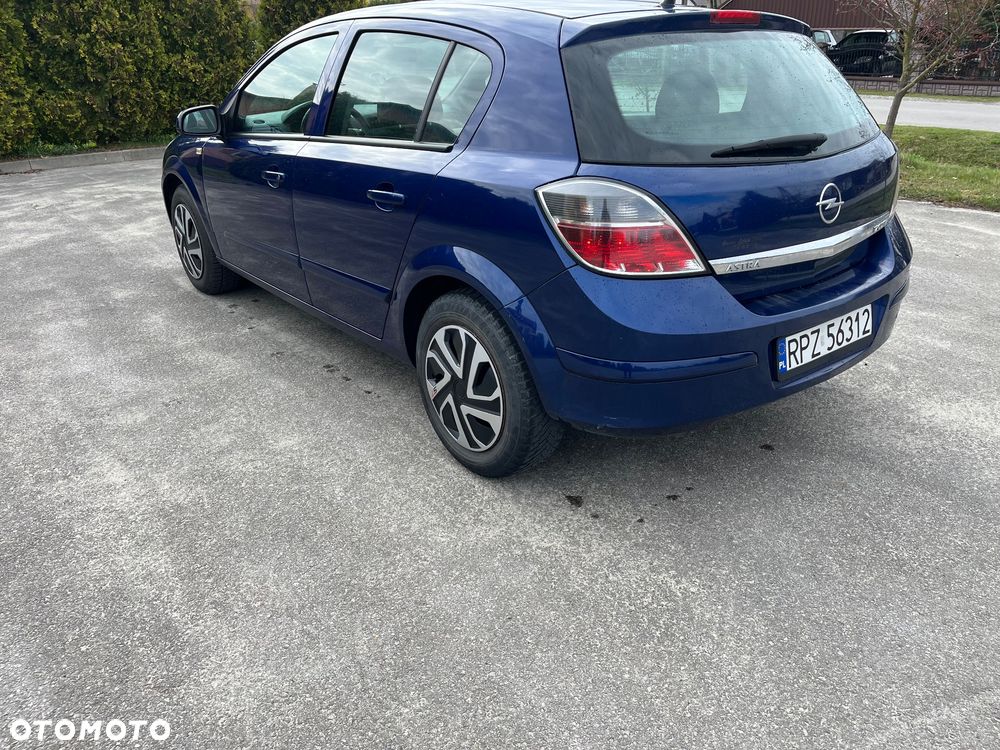 Opel Astra 1.7 CDTI - 2