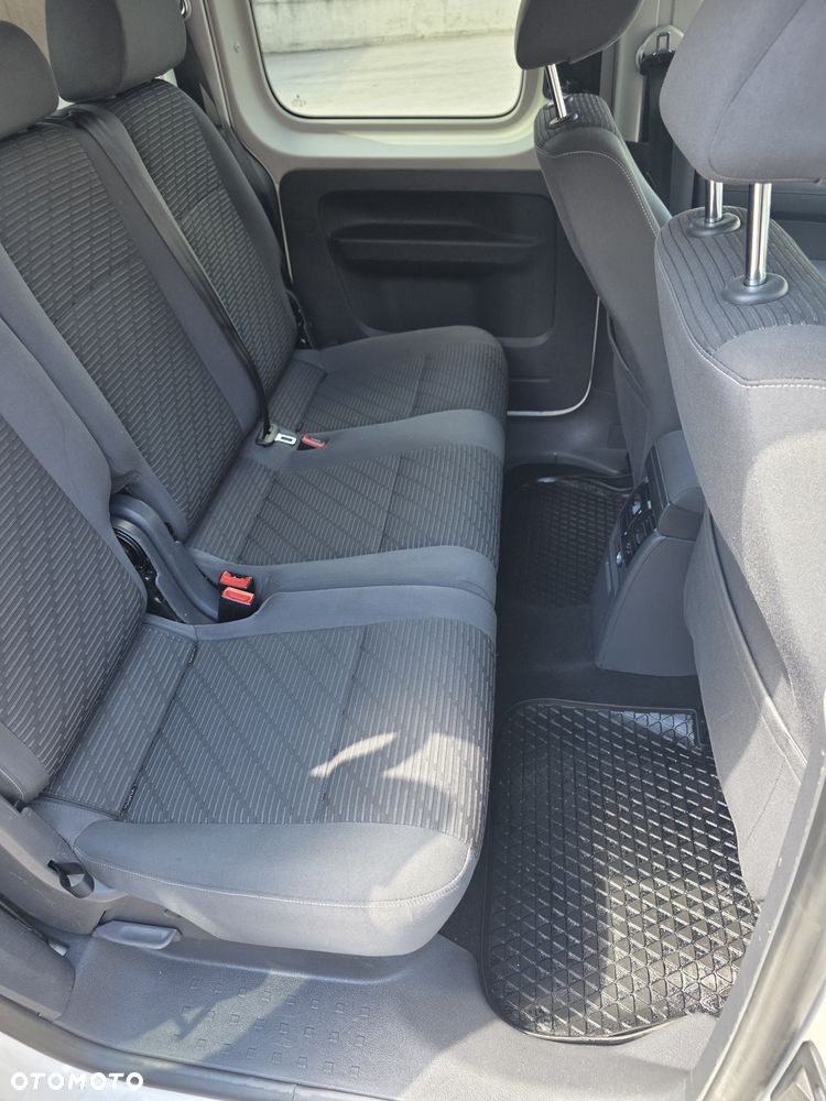 Volkswagen Caddy - 7