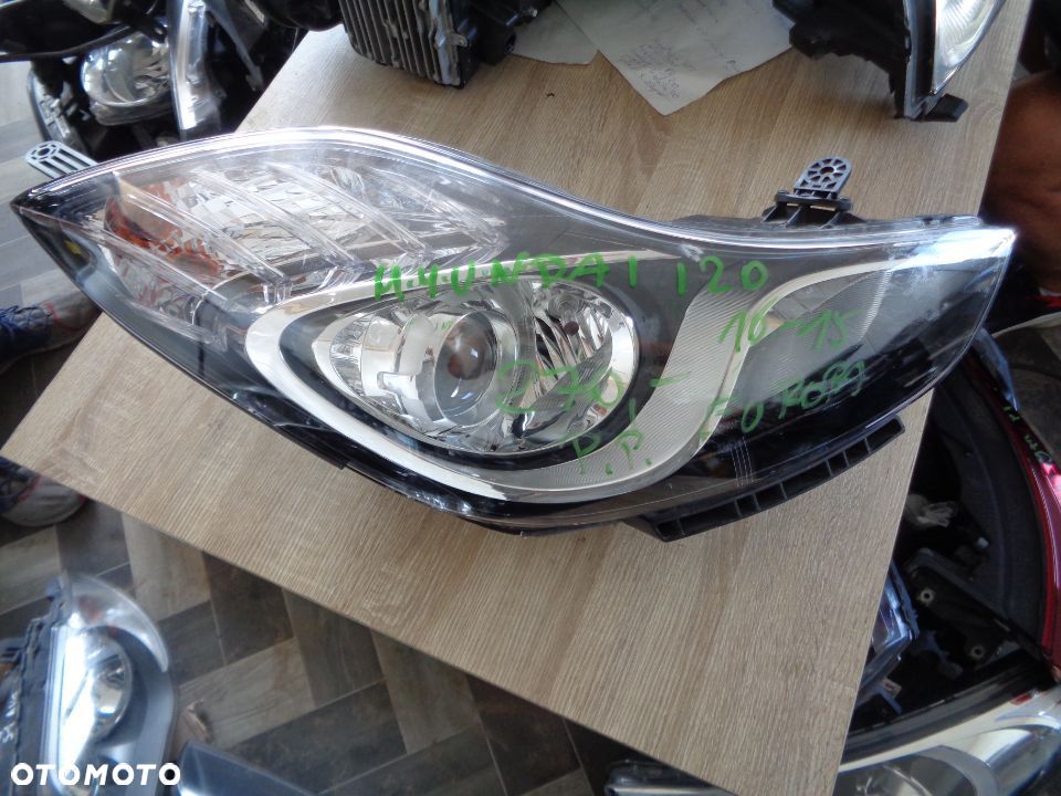 HYUNDAI i20 LAMPA PRAWA PRZÓD EUROPA 10--> - 1