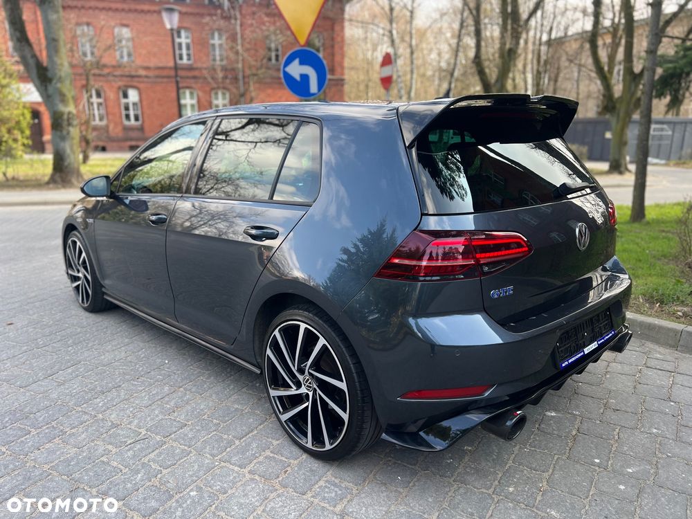 Volkswagen Golf 1.4 GTE Plug-In-Hybrid DSG - 21