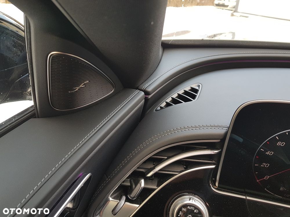 Mercedes-Benz Klasa E 300 de PHEV 4-Matic AMG 9G-Tronic - 13