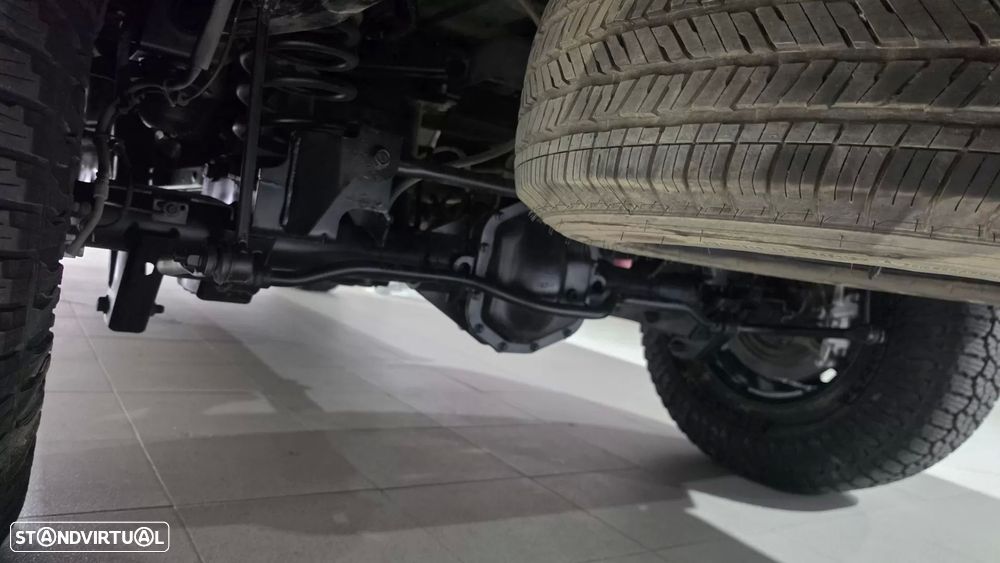 Jeep Gladiator 3.0V6 MultiJet AWD Auto Overland - 26