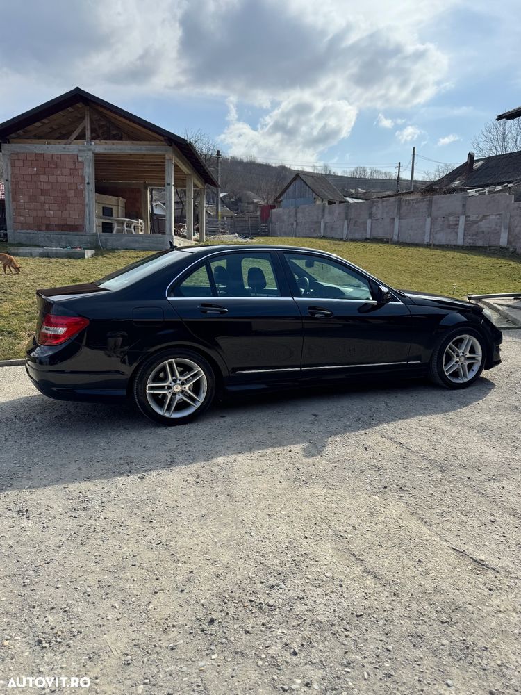 Mercedes-Benz C 200 CDI DPF (BlueEFFICIENCY) Avantgarde - 13