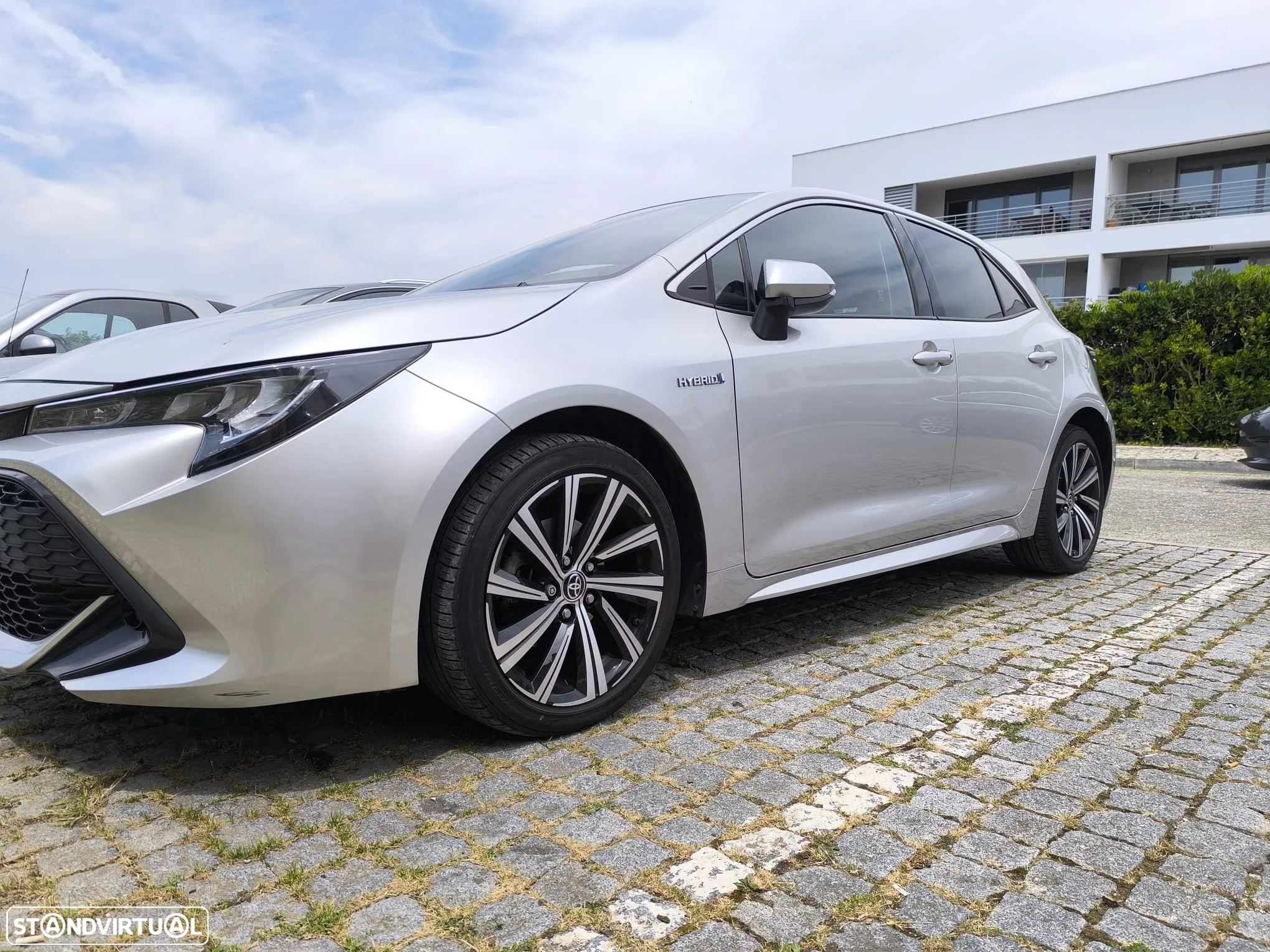 Toyota Corolla 1.8 Hybrid Comfort+P.Sport - 9