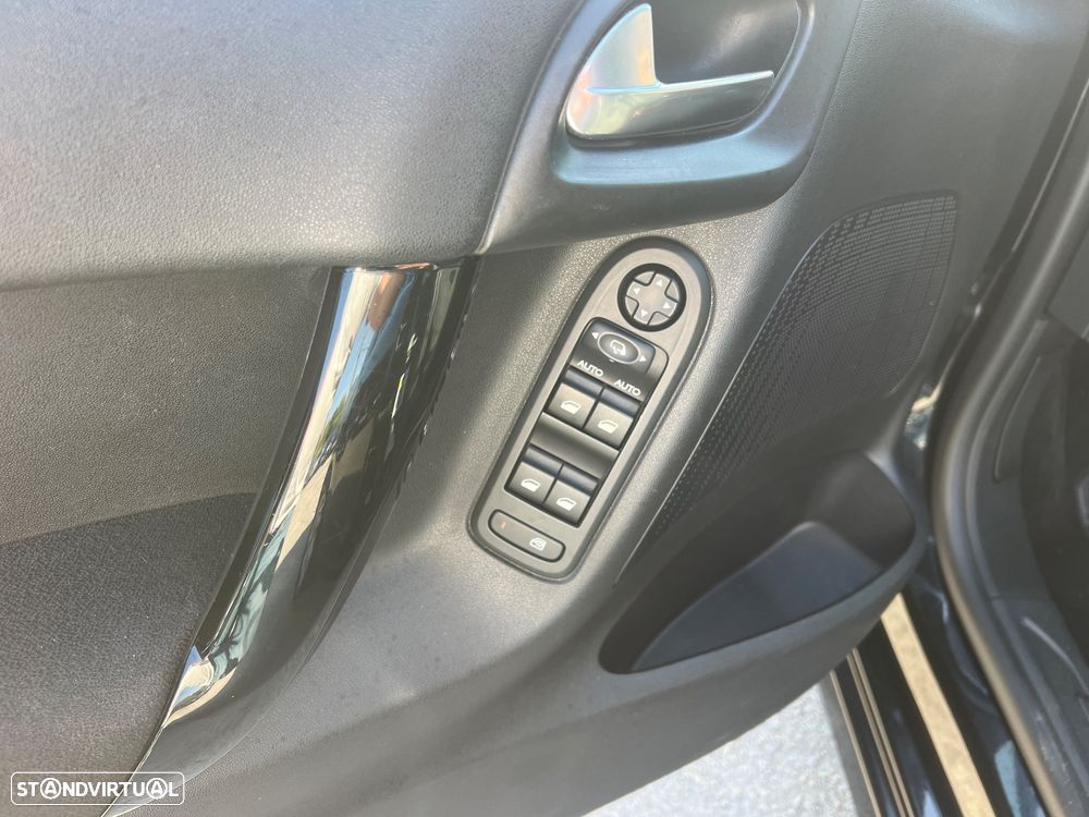 Citroën C3 1.6 e-HDi Exclusive - 16