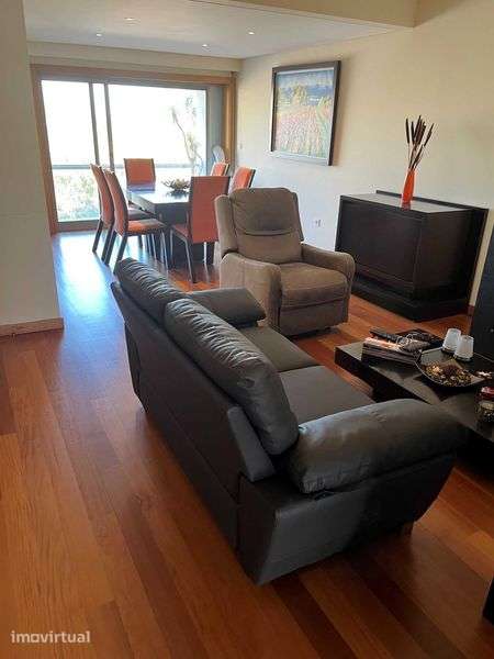 apartamento para arrendamento - Grande imagem: 2/12